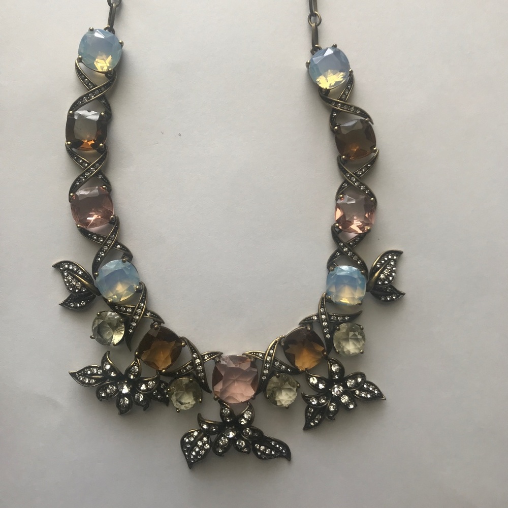 Vintage Multistone Necklace with Swarvoski Rose Rhinestones. 14” length